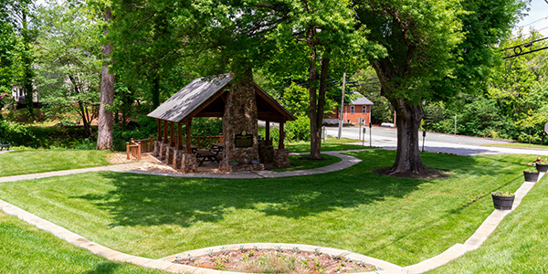 Image of a shed area in a park.