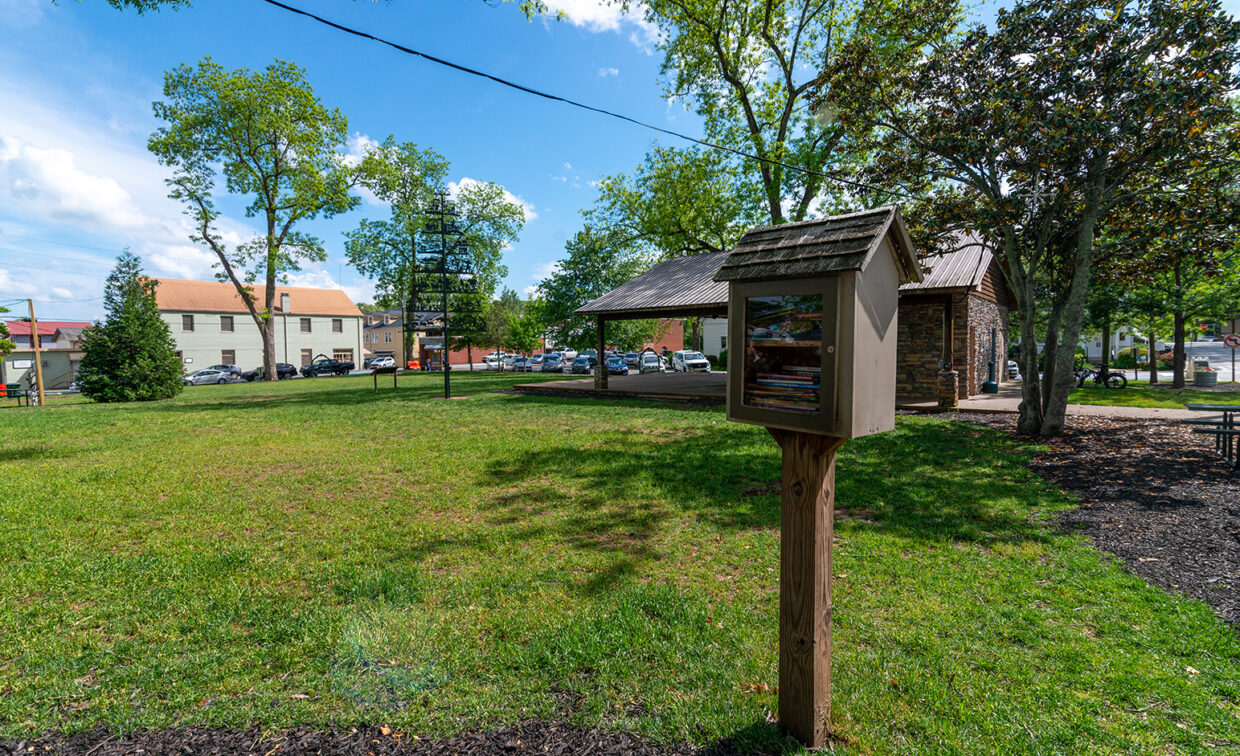 Image of Hancock Park.