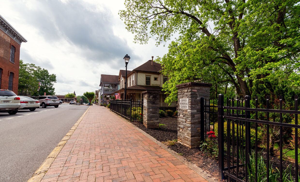 The entrance to the Conner Memorial Garden