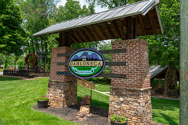 A Dahlonega town sign by the Stamp Mill