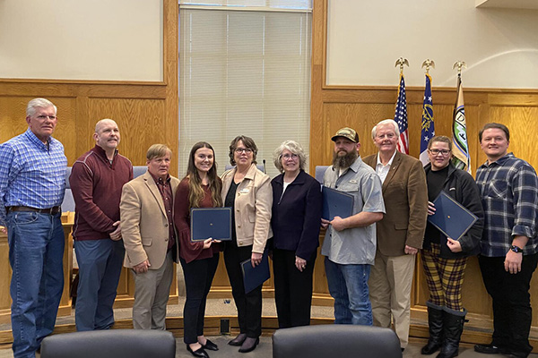 The mayor and council presenting