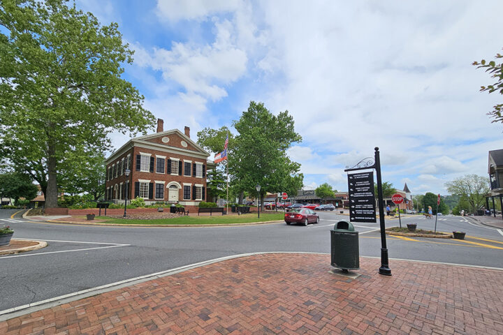 Downtown Dahlonega and the Gold Museum